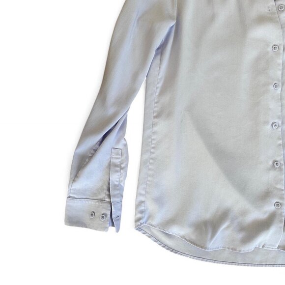 Light Weight Uniqlo Button Down - Picture 2 of 7